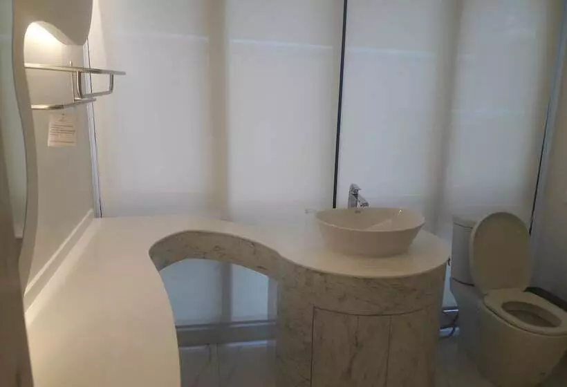 デラックストリプルルーム, Avatara Resort
