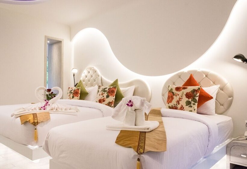 Habitació Triple Deluxe, Avatara Resort