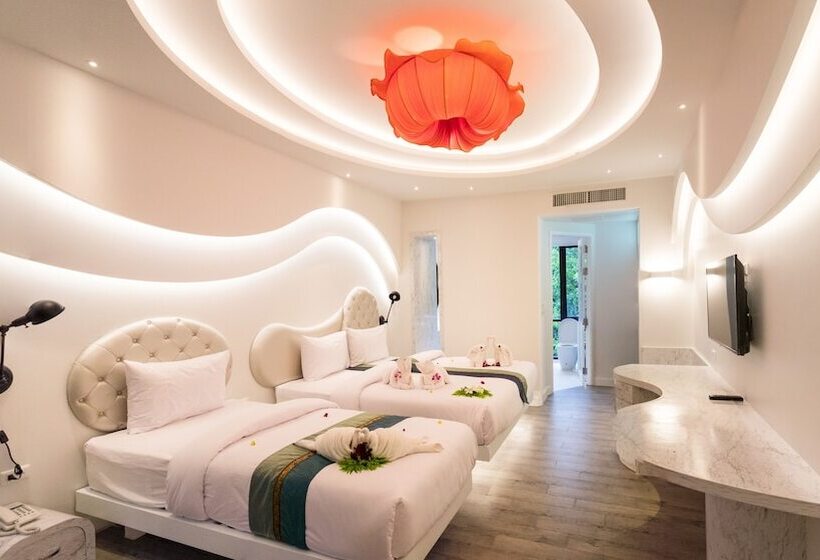 Habitació Triple Deluxe, Avatara Resort