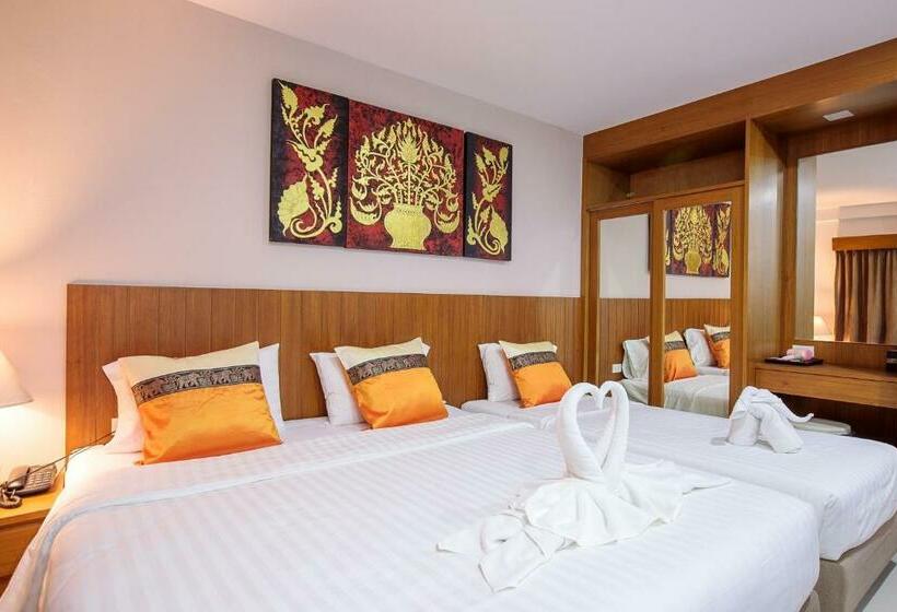 Полулюкс, Huen Jao Ban