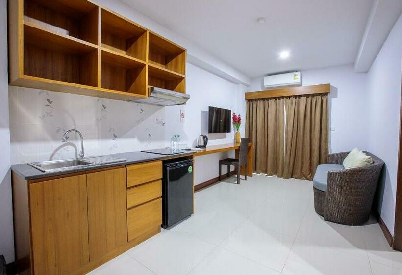 Полулюкс, Huen Jao Ban