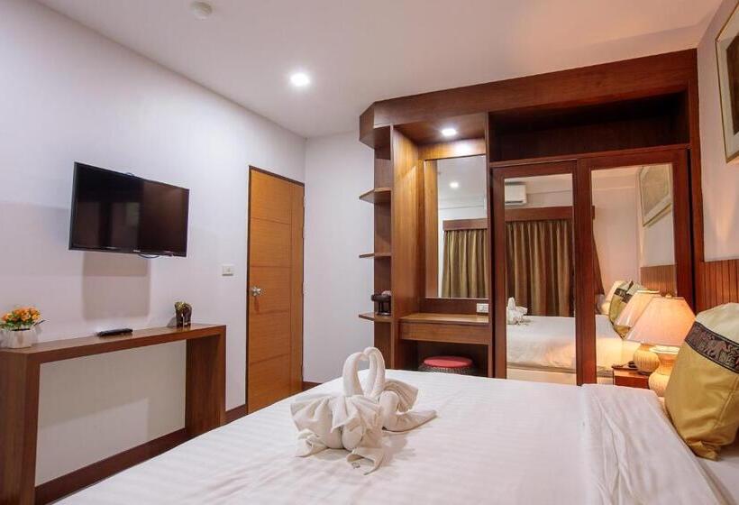 Люкс Кровать Кинг, Huen Jao Ban