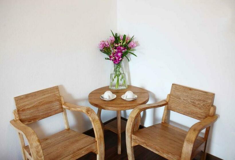 Номер Deluxe, Jade Tower