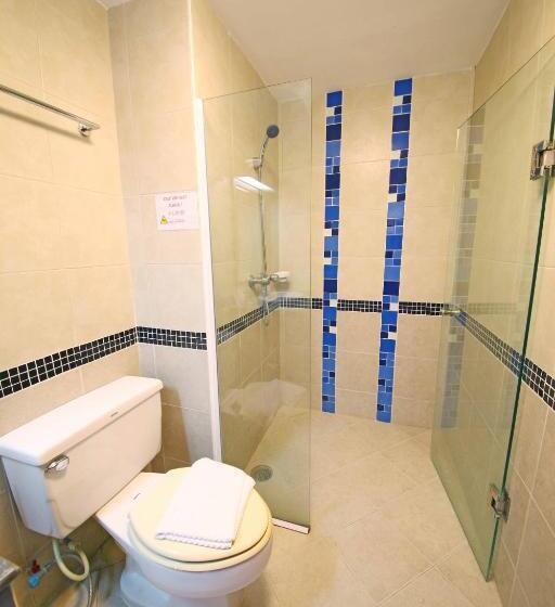 Номер Стандарт, Jade Tower