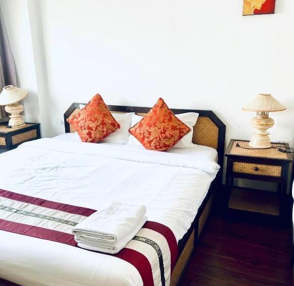 Трехместный Номер Deluxe, Jade Tower