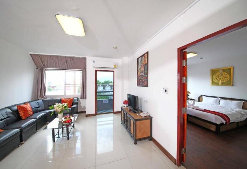 Трехместный Номер Deluxe, Jade Tower