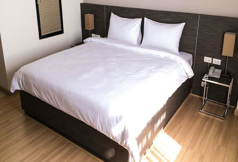 スーペリアールーム, Leosor