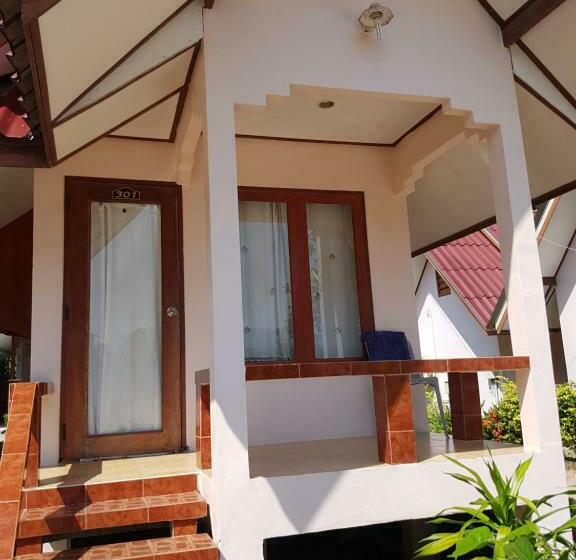 בקתה סטנדרטית, Phuphat Beach