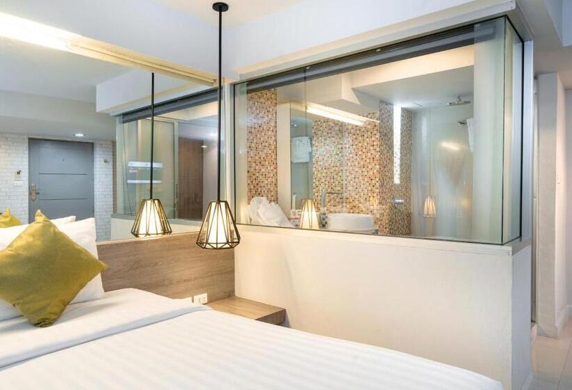 Standardzimmer Kingsize Bett, Silla Loft