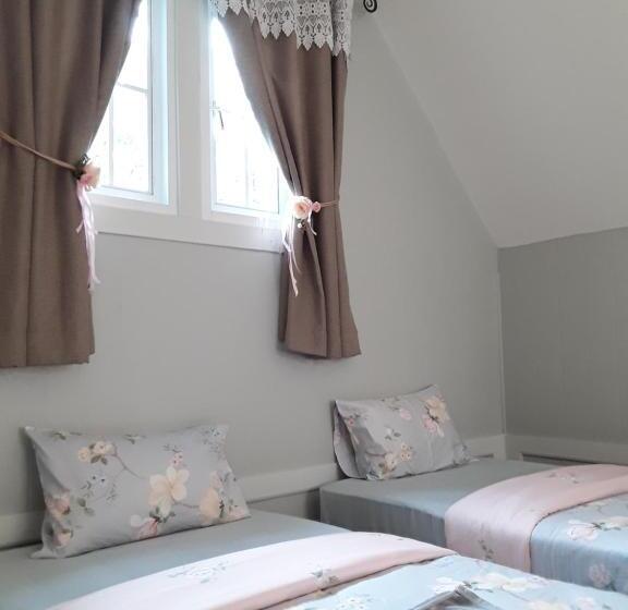 بنجلو عائلى, Sky Cottage