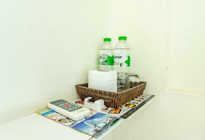 اتاق استاندارد با سرویس بهداشتی مشترک, Sleep Dee Hostel