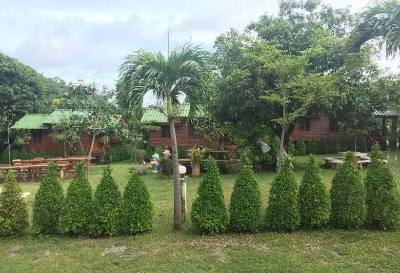 Villa 1 Makuuhuone, ฺbaan Ing Khao Resort