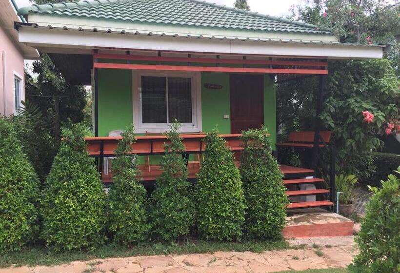 בונגלו משפחתי, ฺbaan Ing Khao Resort