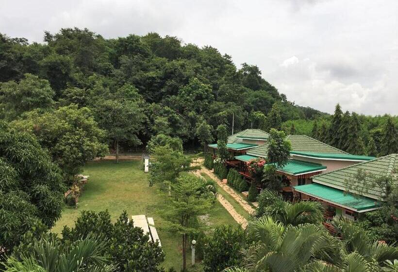 בונגלו משפחתי, ฺbaan Ing Khao Resort