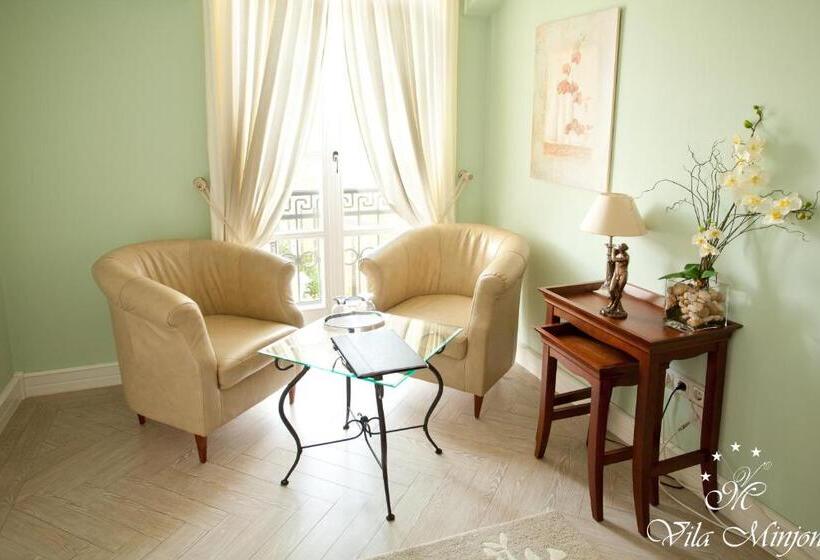 اتاق لوکس, Luxury Rooms Minjon