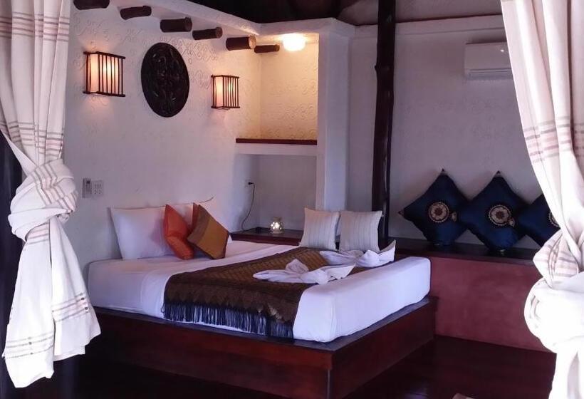 Бунгало Семейное Вид на Море, Clear View Resort