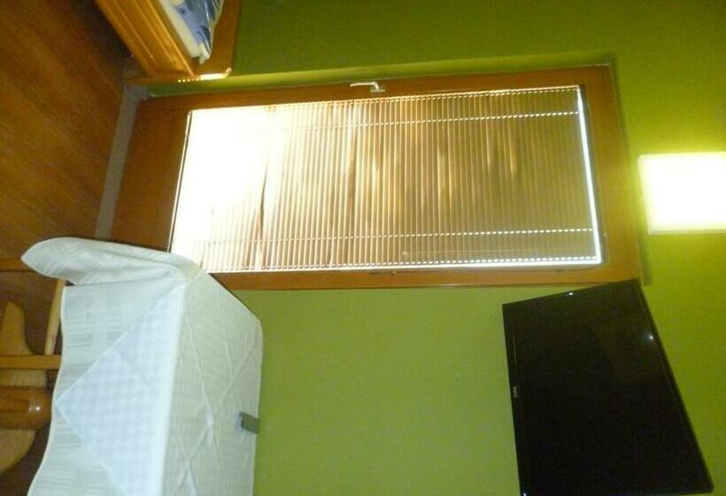 اتاق استاندارد یک نفره, B&b Boem