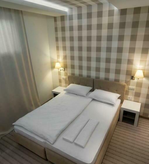 اتاق لوکس, ženeva Lux