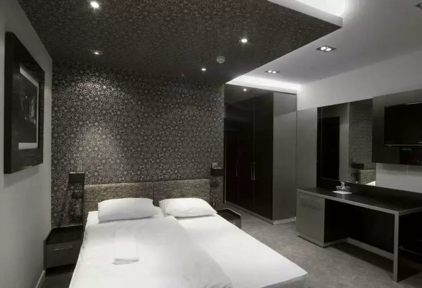 اتاق لوکس, ženeva Lux