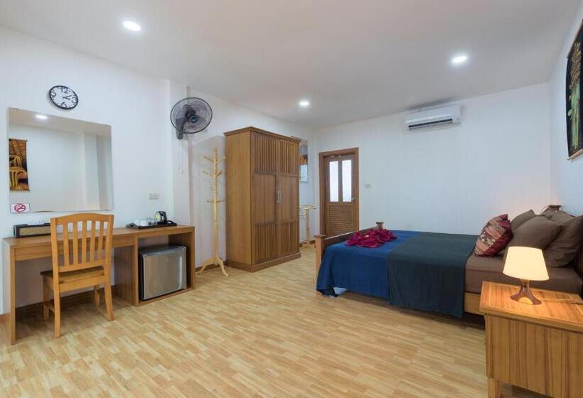 חדר סטנדרט, Family Song Koh Lipe