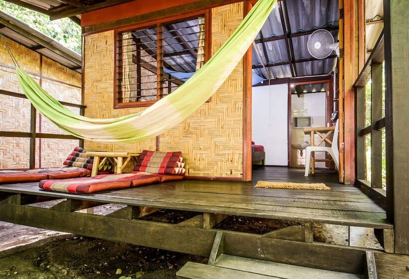 בקתה סטנדרטית, Family Song Koh Lipe