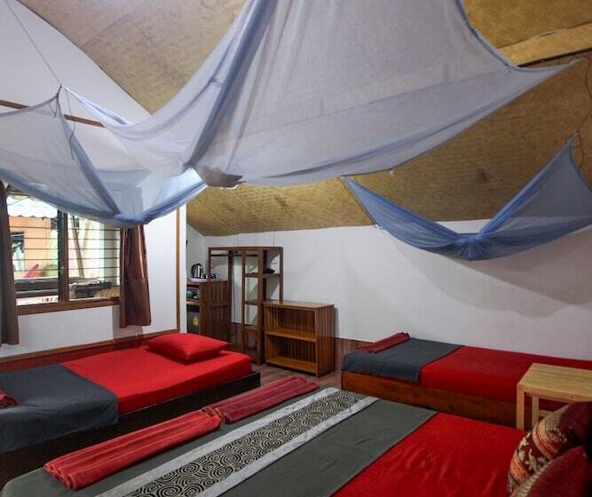 בונגלו משפחתי, Family Song Koh Lipe