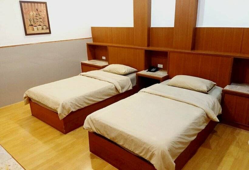 Deluxe Szoba, Khanthongkham