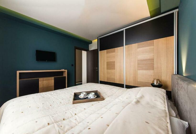 اتاق استاندارد, Kraljevi čardaci