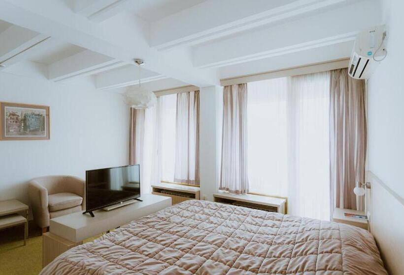 اتاق لوکس, Medical And Spa Centre Merkur