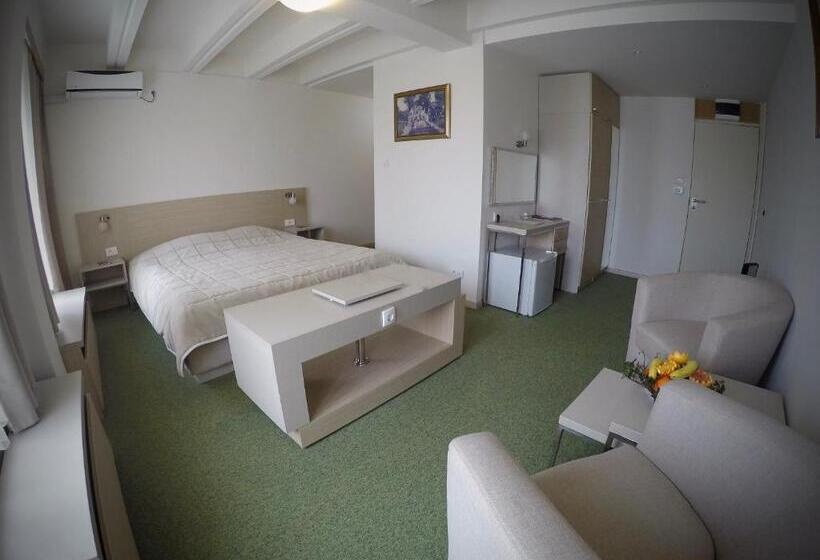 اتاق لوکس, Medical And Spa Centre Merkur