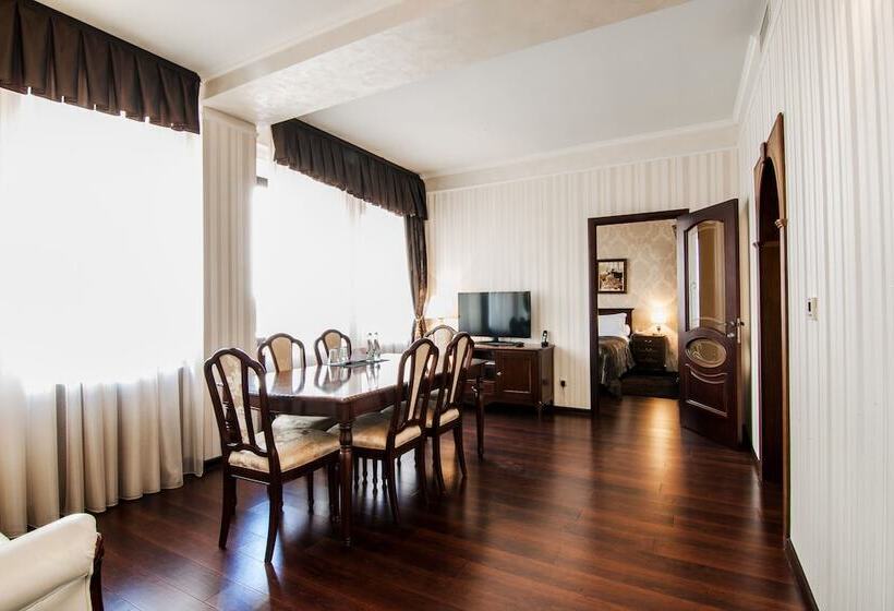 سوئیت 2 خوابه, Plaza Boutique