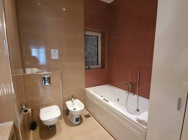 اتاق لوکس, Privilege Suites By Central Park