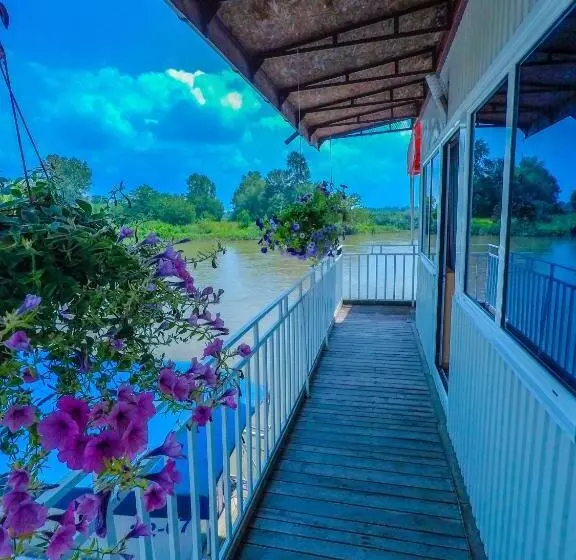 اتاق سوپریور, Saint Paul Accommodation