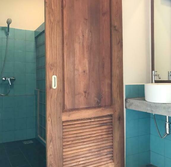 غرفة قياسية سرير كينج, The Stage, Koh Chang