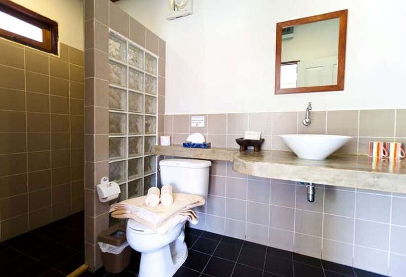 غرفة قياسية سرير كينج, The Stage, Koh Chang