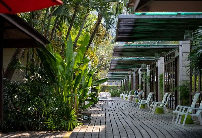 اتاق استاندارد با تخت بزرگ, The Stage, Koh Chang