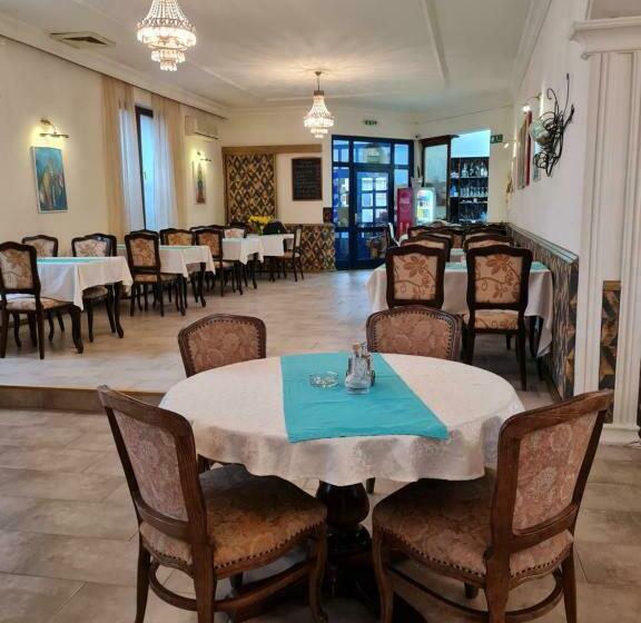 اتاق لوکس, Ugostiteljski Objekat Karibo