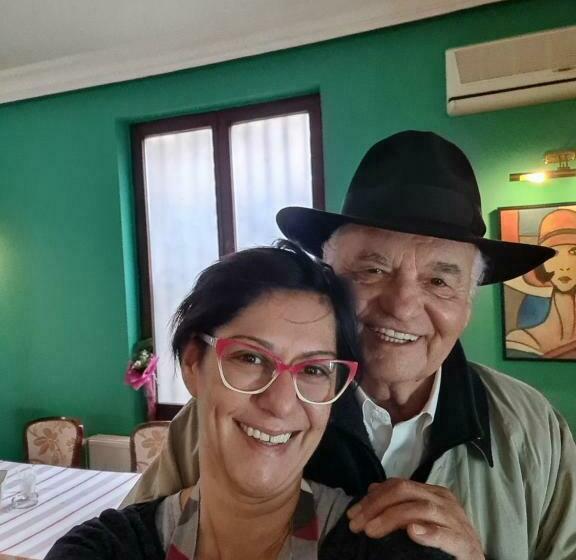 اتاق لوکس, Ugostiteljski Objekat Karibo