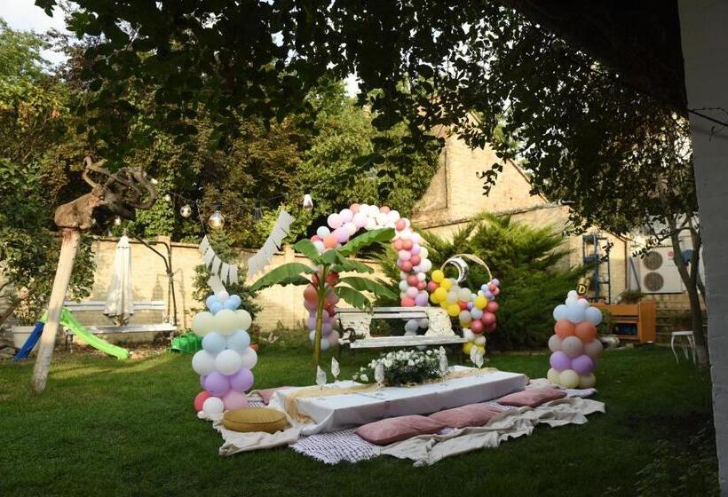 اتاق لوکس, Ugostiteljski Objekat Karibo