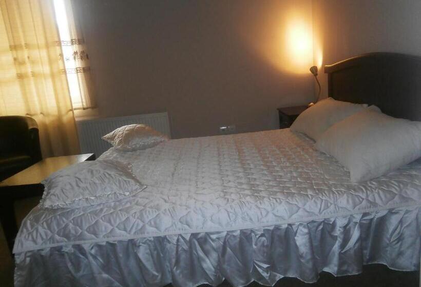 اتاق استاندارد سه نفره, Vila Mitic Luxx Spa Centar