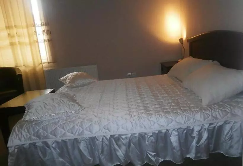 اتاق استاندارد سه نفره, Vila Mitic Luxx Spa Centar