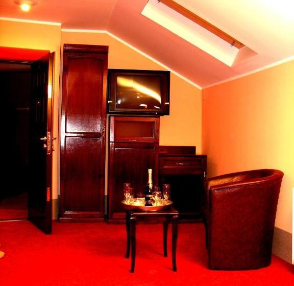 استودیوی لوکس, Vila Mitic Luxx Spa Centar