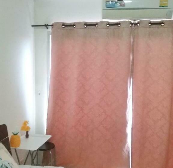 غرفة قياسية, We Love Kata