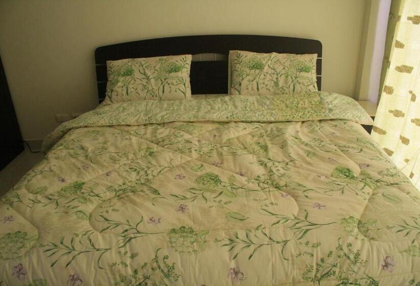 غرفة سوبيريور, We Love Kata