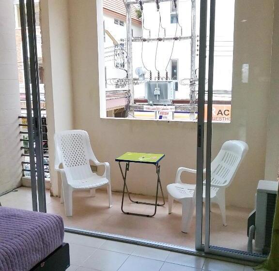 غرفة سوبيريور, We Love Kata