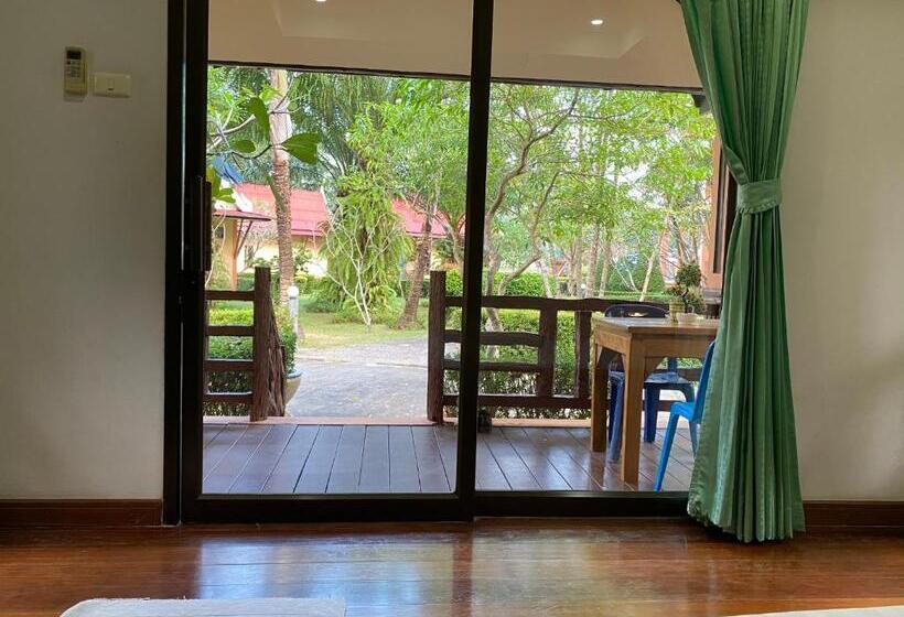 Бунгало Стандарт Вид на Сад, Kaibae Hut Resort