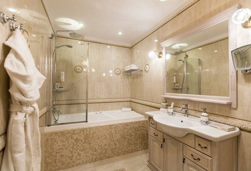 프레지덴셜 스위트, Kulibin Park Hotel & Spa