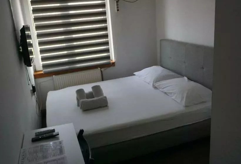 اتاق استاندارد, Guesthouse & Restaurant Tekovina