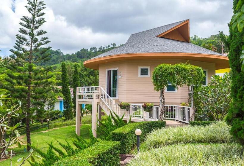 غرفة كلاسيكية رباعية, Phukaew Resort & Adventure Park