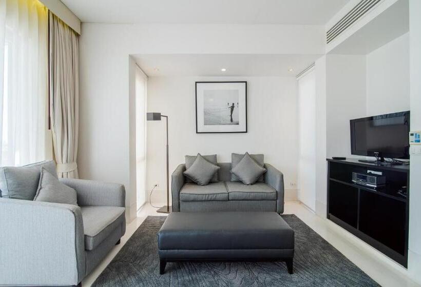 جناح مطلّ علي البحر, The Palayana Hua Hin